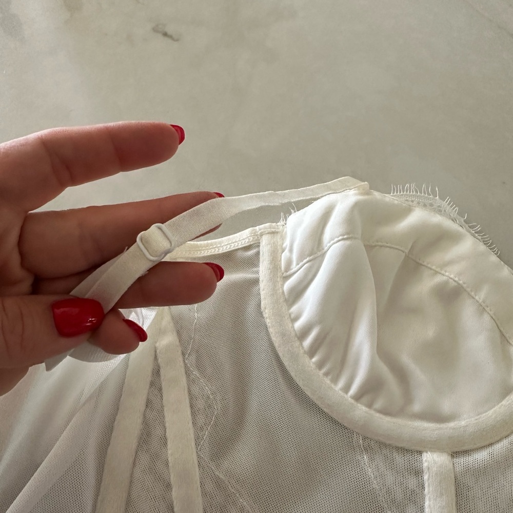 Showpo White Lace Bustier Corset Top - Picture 6 of 6